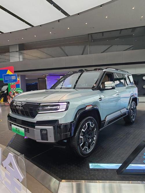 深圳福田区凯浪乐企业管理咨询比亚迪方程豹硬派越野的爆款，英菲尼迪35周年与你共成长